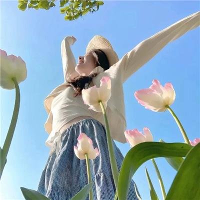 酒绿花红